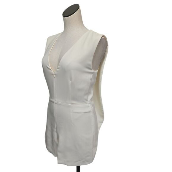 Pfeiffer Womens White Deep‎ V Neck Romper Size XS Zipper Front Cutout Back - Picture 1 of 12